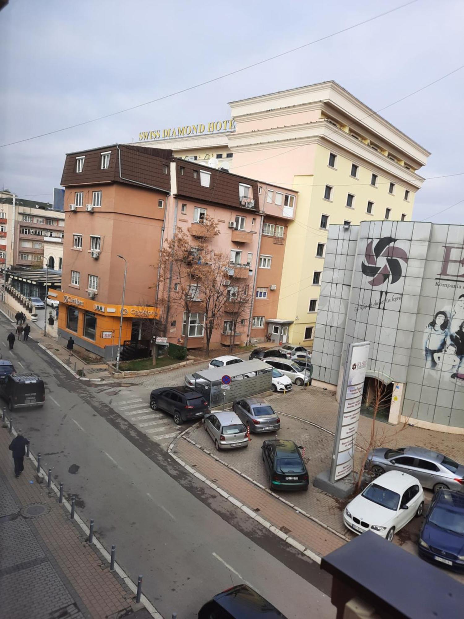 Avenue Apartment Pristina Exterior photo